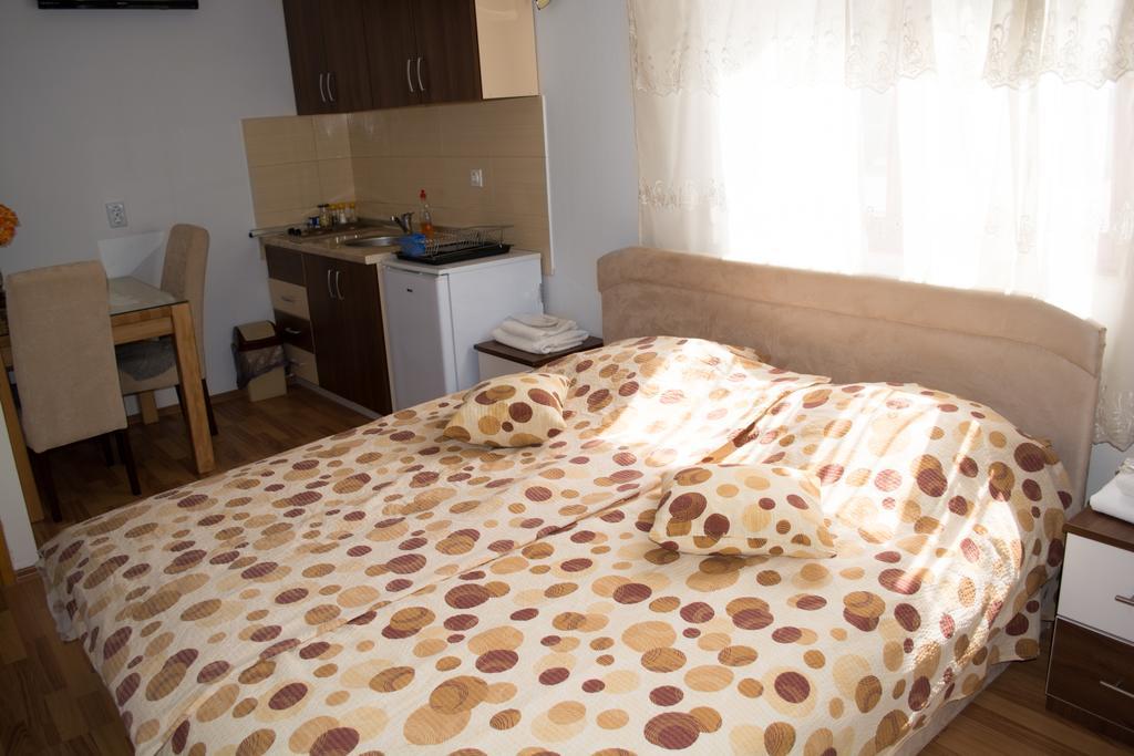 Villa Palma Guesthouse 莫斯塔尔 客房 照片