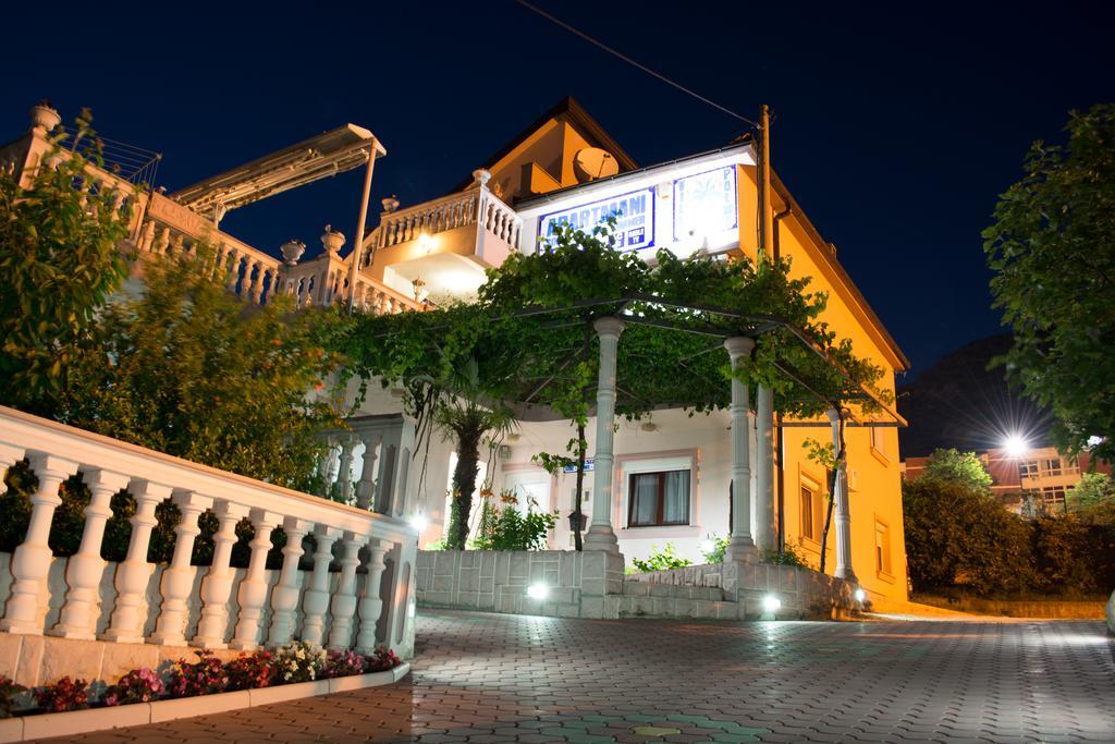 Villa Palma Guesthouse 莫斯塔尔 外观 照片