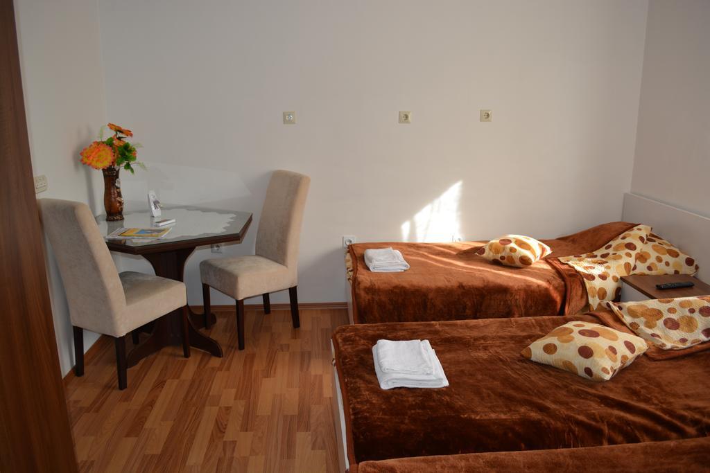 Villa Palma Guesthouse 莫斯塔尔 客房 照片